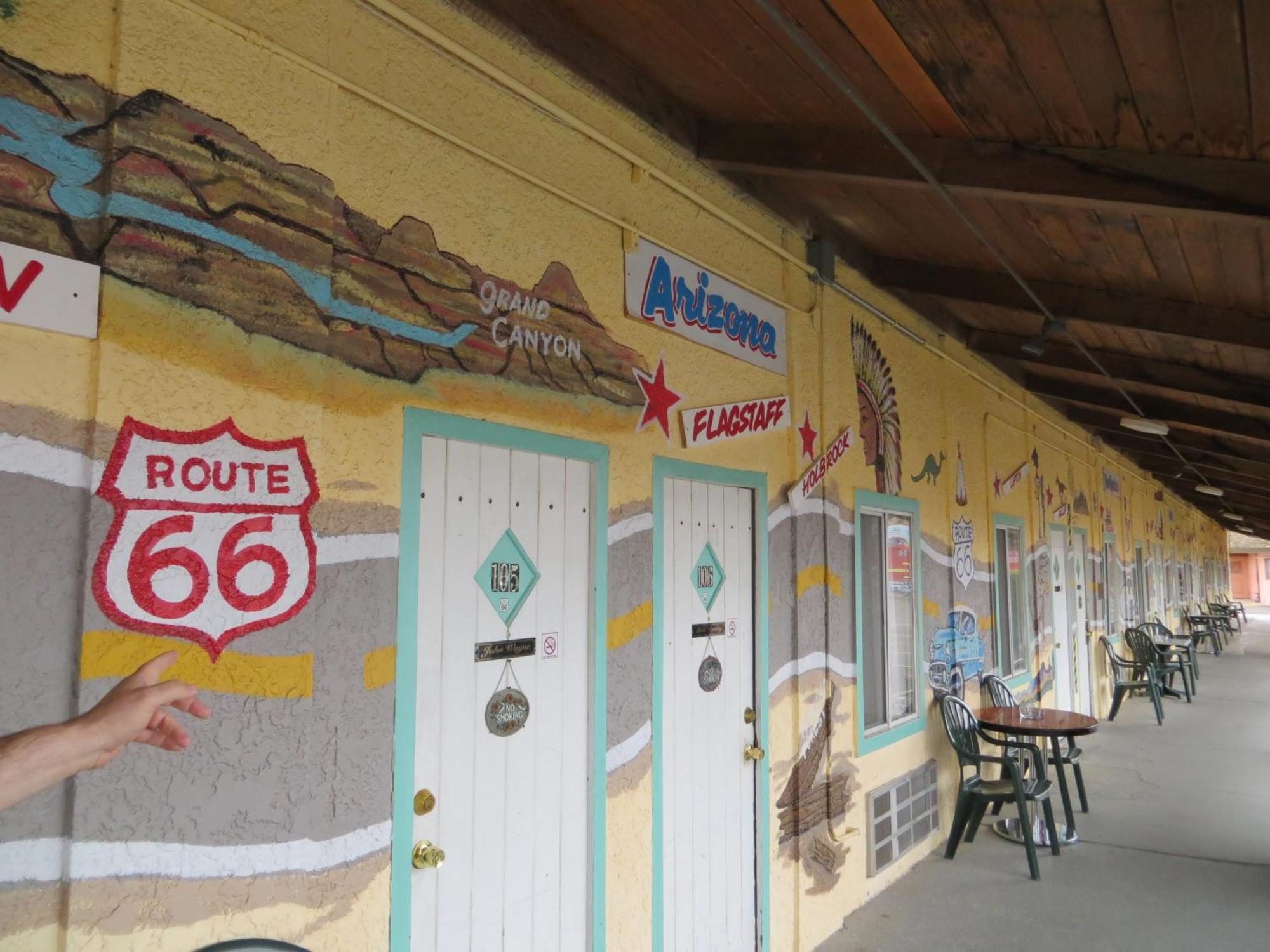 El Trovatore Motel Kingman Exterior photo