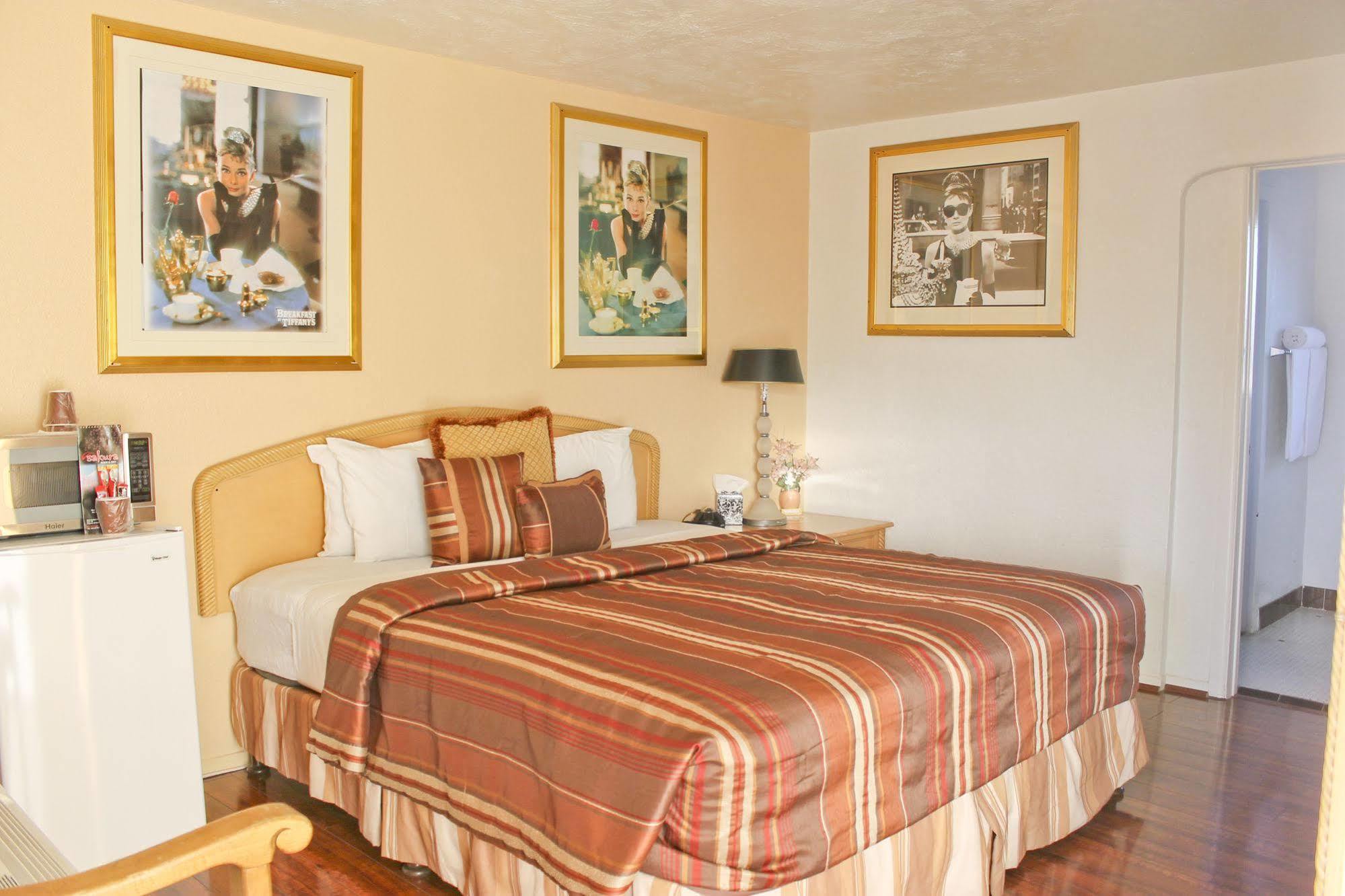 El Trovatore Motel Kingman Exterior photo